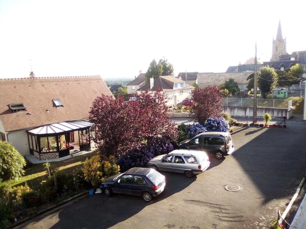 Lenard Charles Bed & Breakfast Juvigny-Val-d'Andaine ภายนอก รูปภาพ