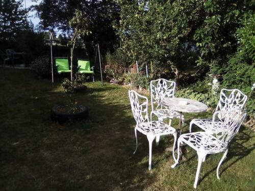 Lenard Charles Bed & Breakfast Juvigny-Val-d'Andaine ภายนอก รูปภาพ