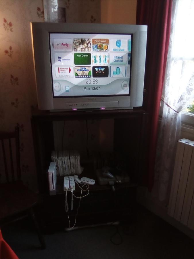 Lenard Charles Bed & Breakfast Juvigny-Val-d'Andaine ภายนอก รูปภาพ