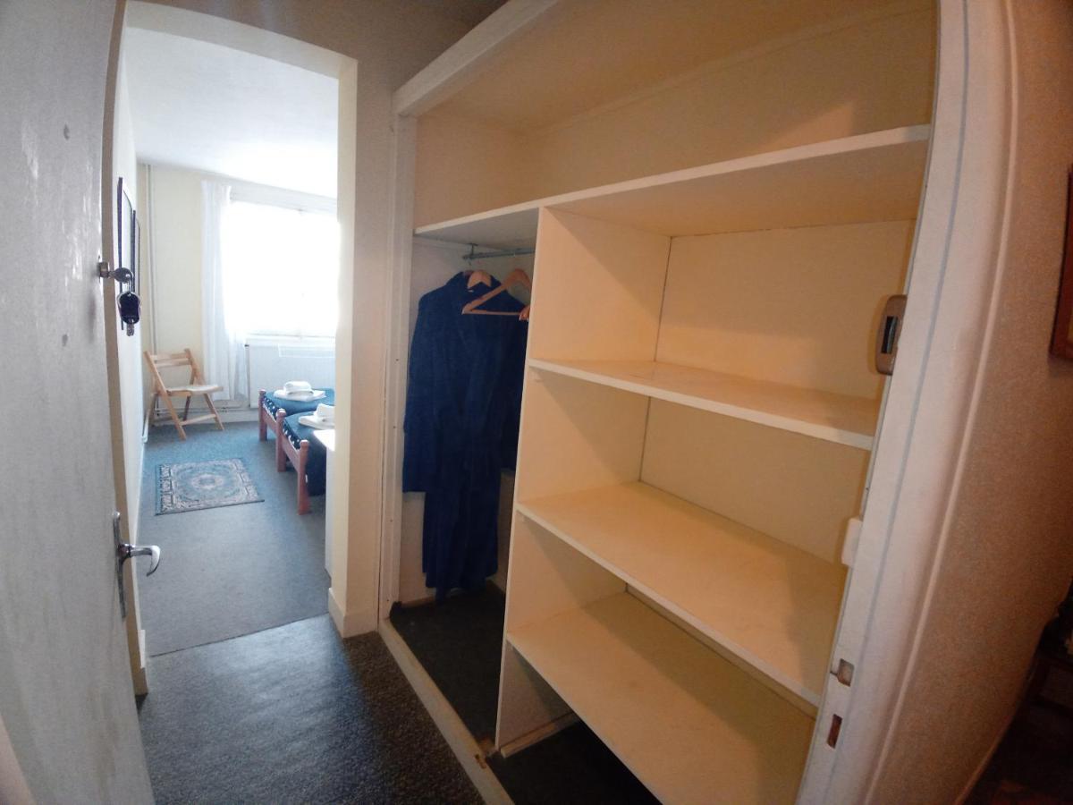 Lenard Charles Bed & Breakfast Juvigny-Val-d'Andaine ภายนอก รูปภาพ