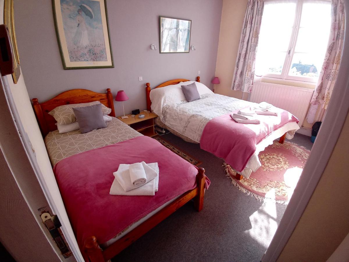 Lenard Charles Bed & Breakfast Juvigny-Val-d'Andaine ภายนอก รูปภาพ